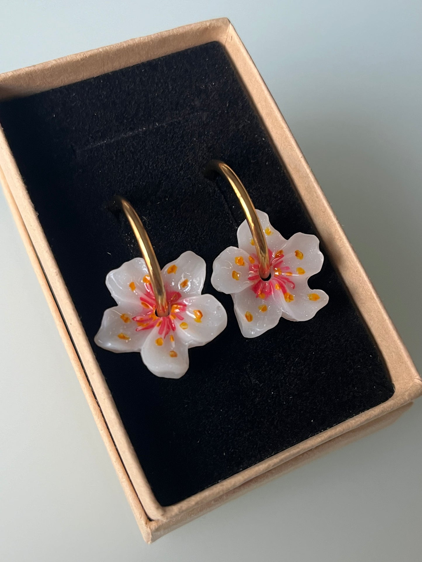 Pendientes de aro Sakura pequeño