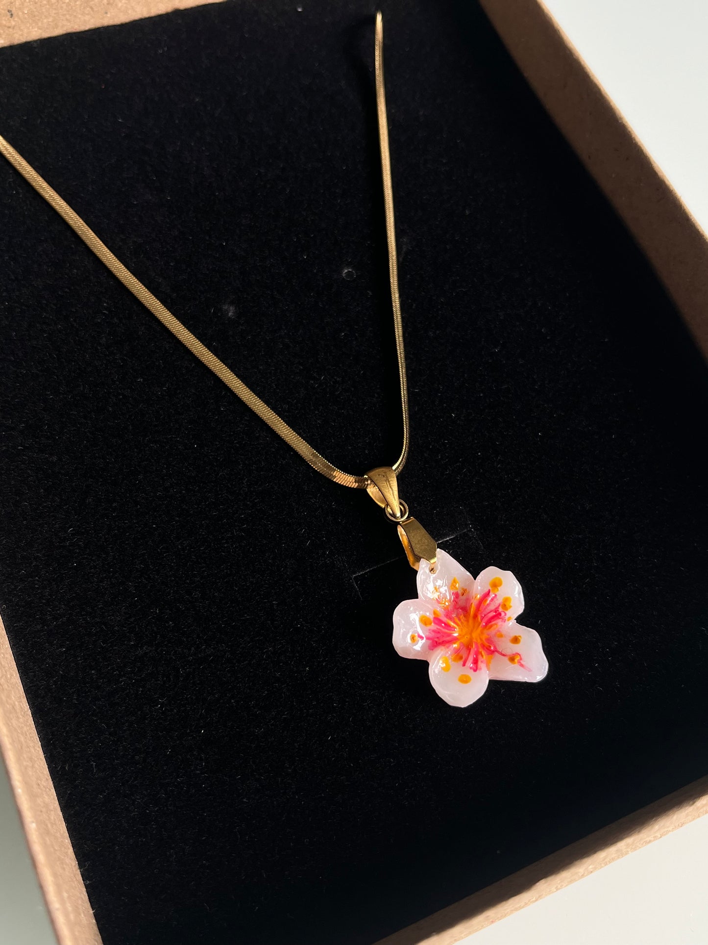 Collar cadena SAKURA PEQUEÑO