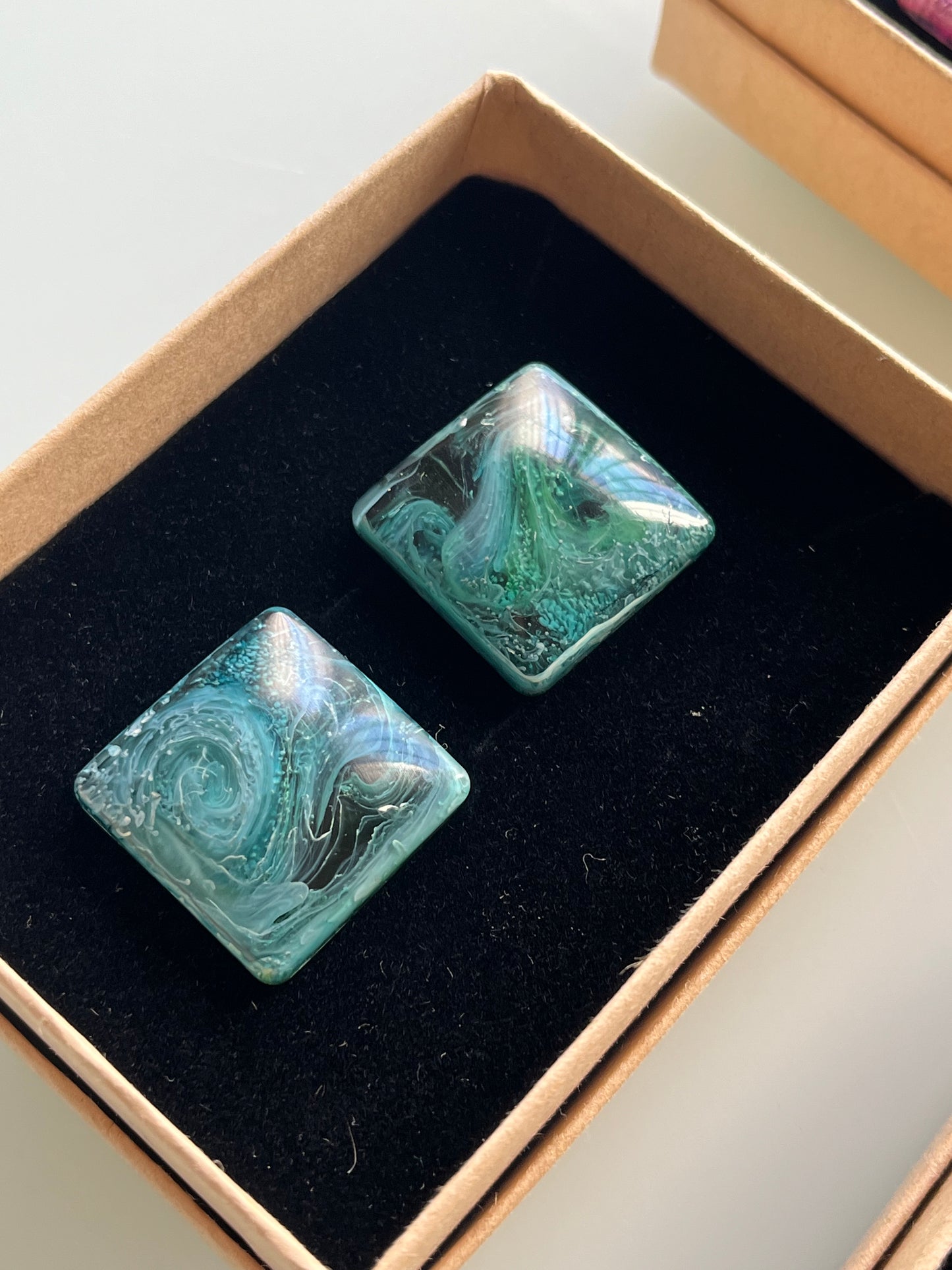 Pendientes Cuadrados fluidos