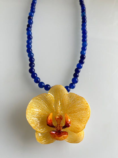 Collar cuentas ORQUÍDEA AMARILLA