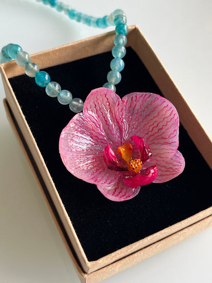 Collar cuentas ORQUÍDEA ROSA
