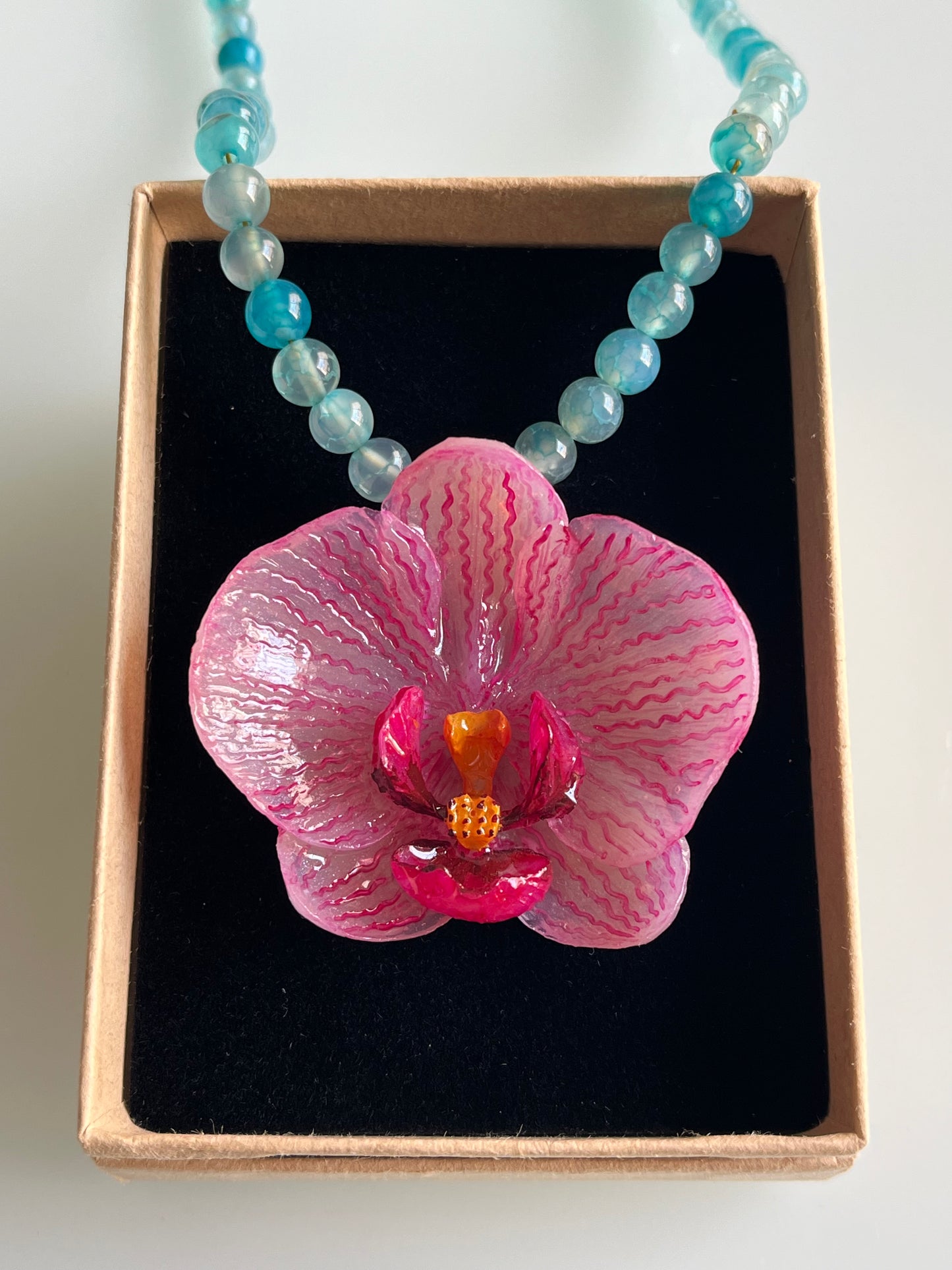 Collar cuentas ORQUÍDEA ROSA