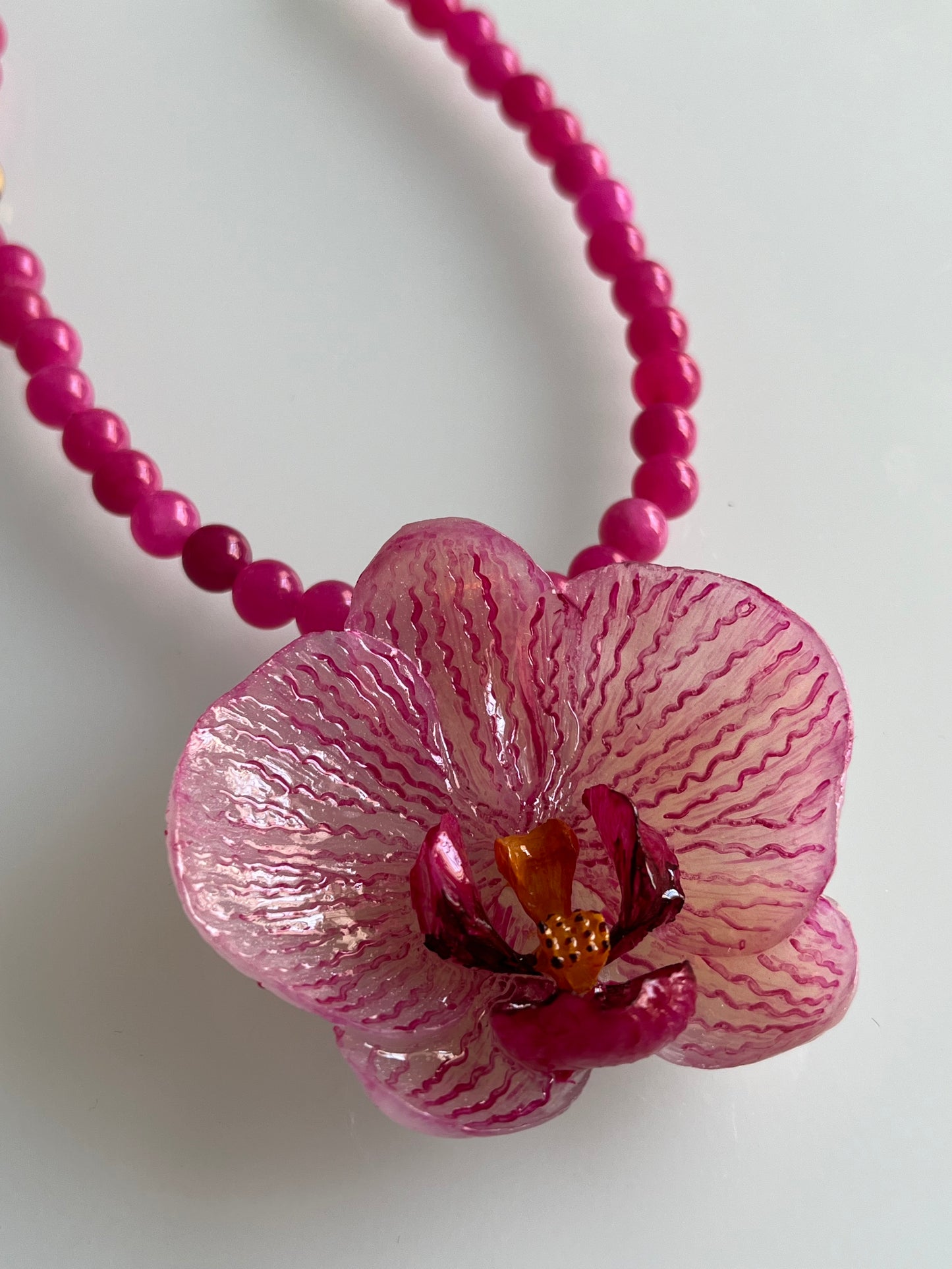 Collar cuentas ORQUÍDEA ROSA
