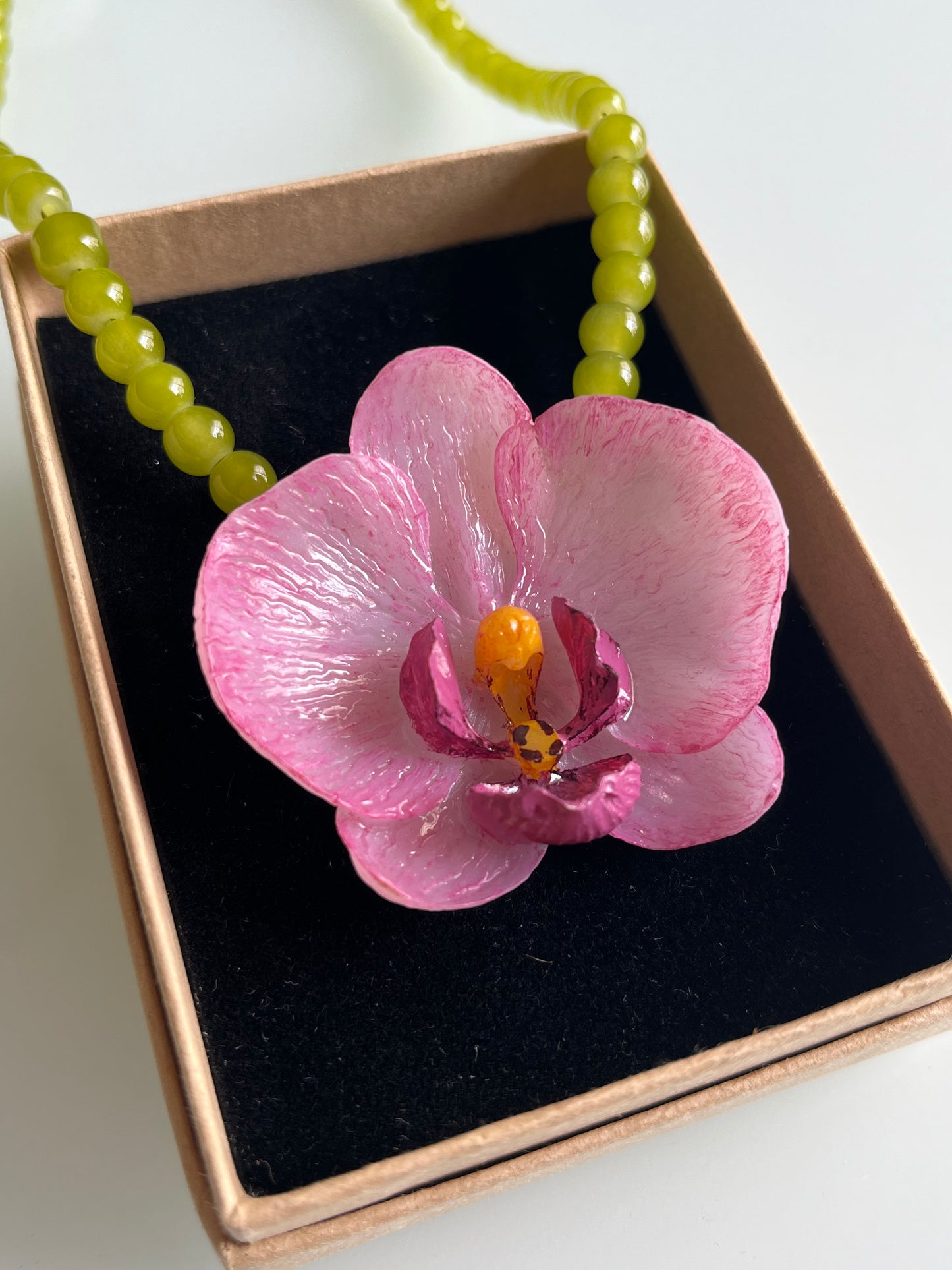 Collar cuentas Orquídea Rosa