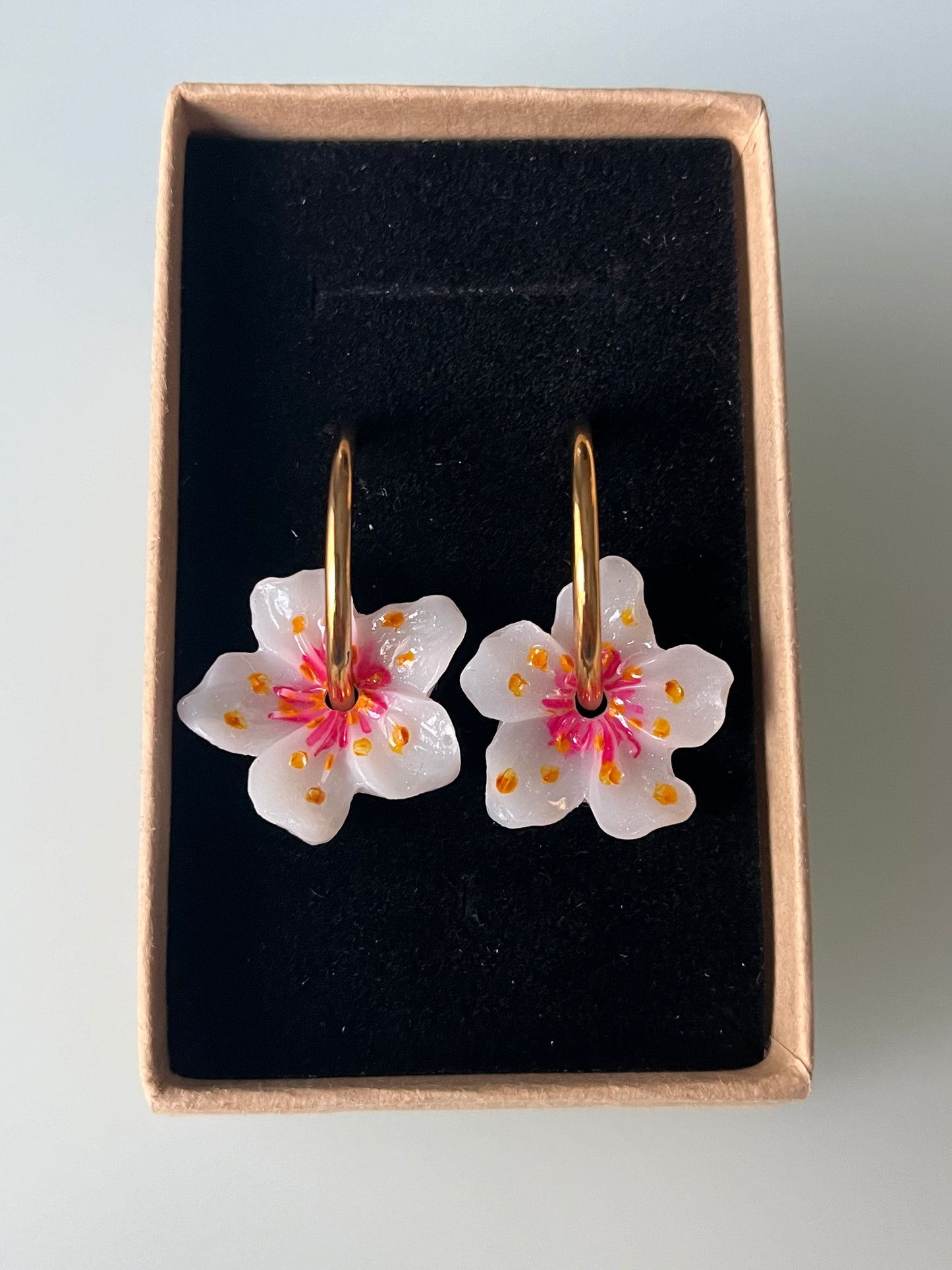 Pendientes de aro Sakura pequeño