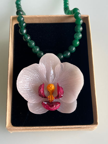 Collar cuentas Orquídea Blanca