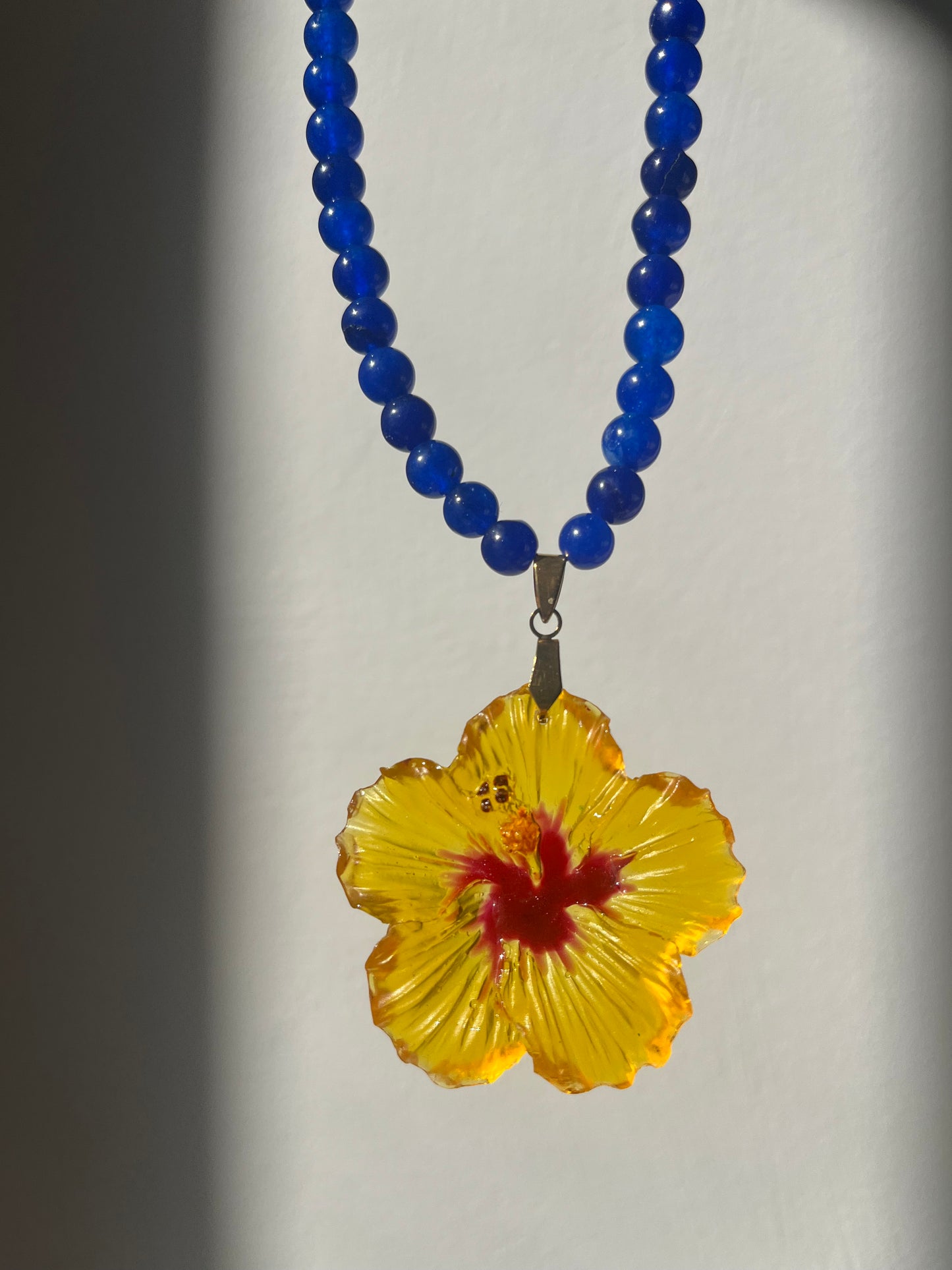 Collar de cuentas Hibisco