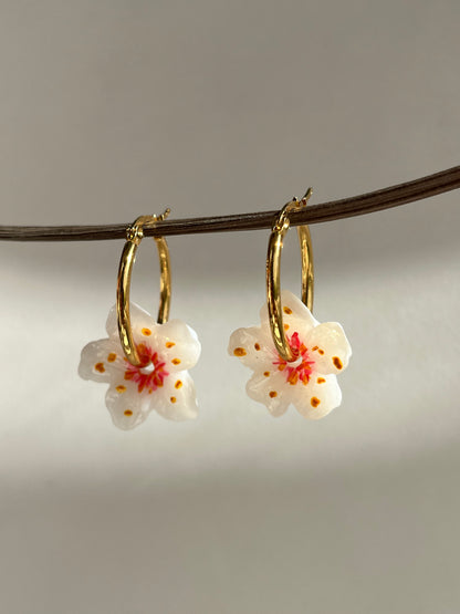 Pendientes de aro Sakura pequeño