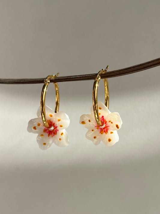 Pendientes de aro Sakura pequeño