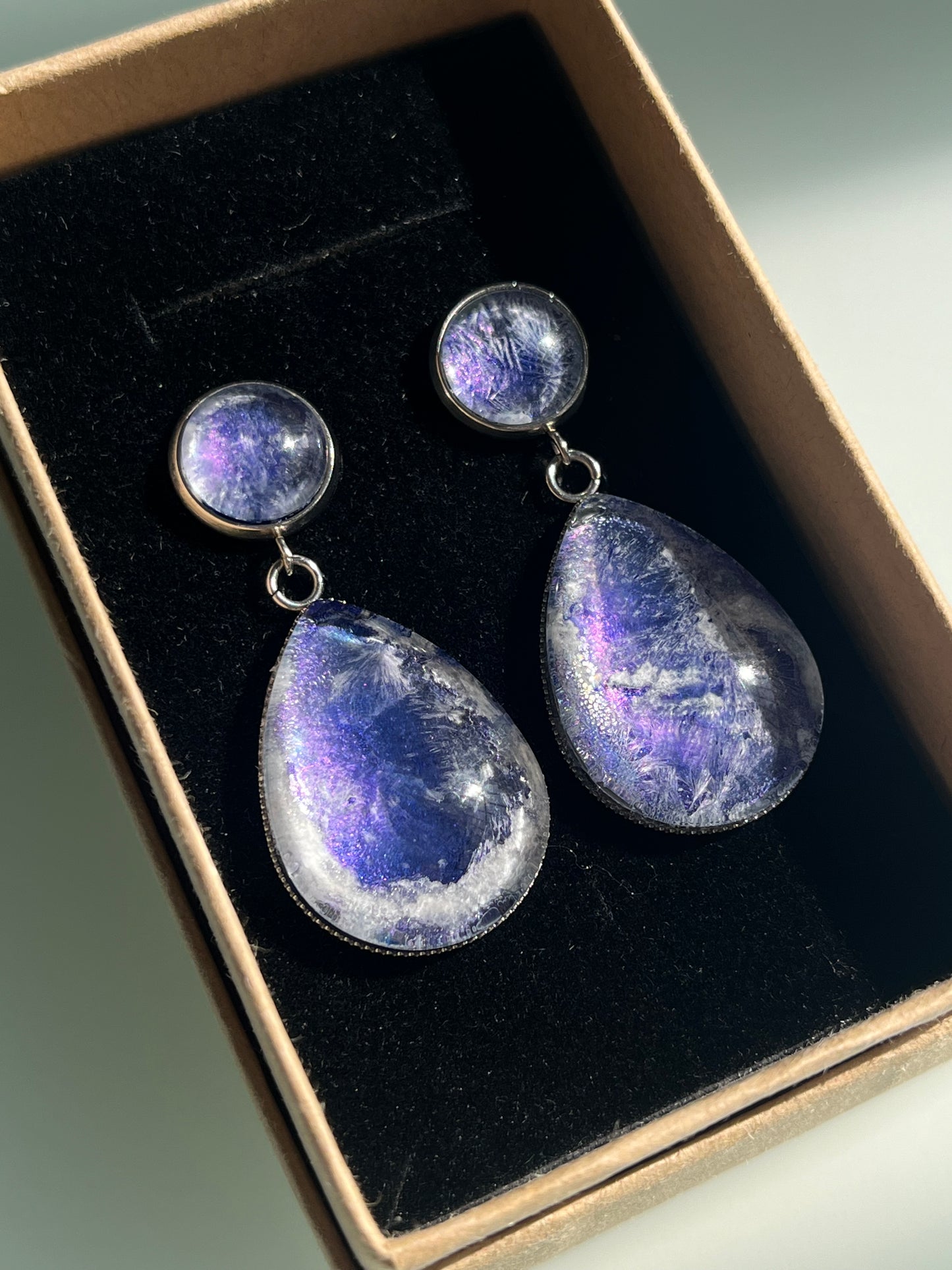 Pendientes Iridescentes grandes plateados