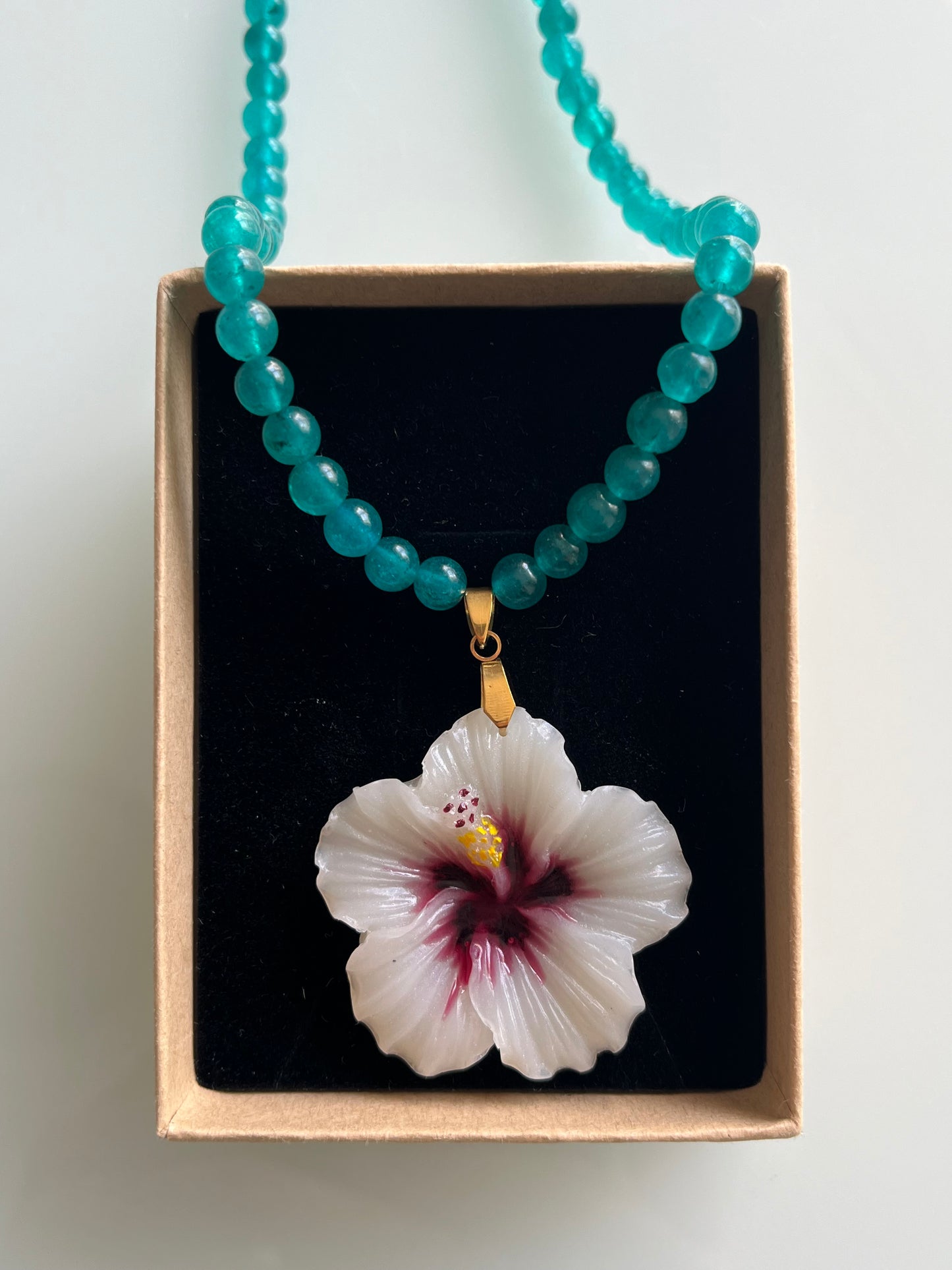 Collar de cuentas Hibisco