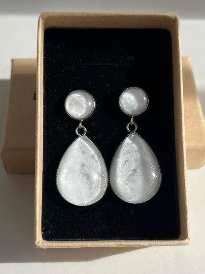 Pendientes Iridescentes grandes plateados